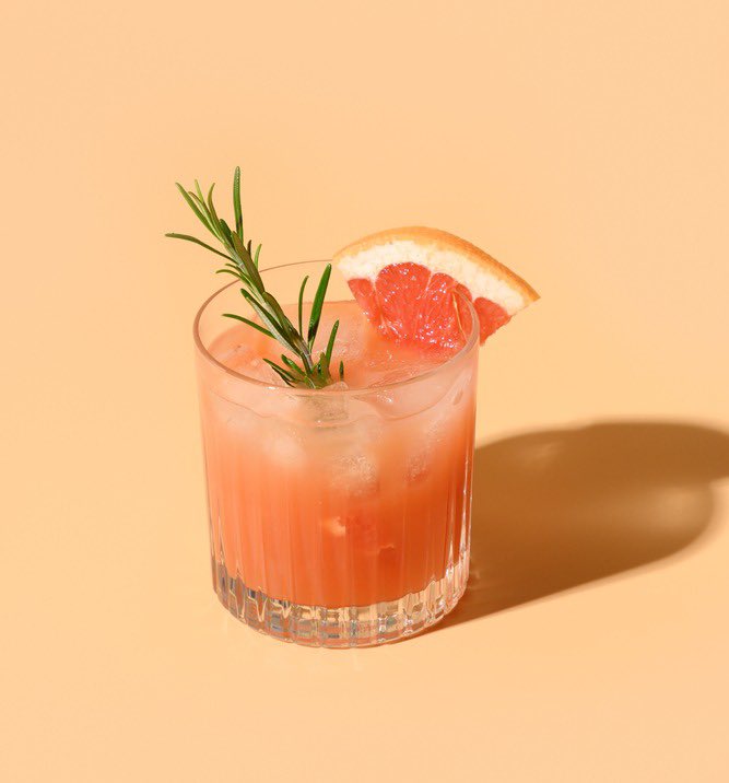 Happy Hour 🍹 17.00 - 19.00 saatleri arasında %25 indirim ile @bar212restaurant 'ta...✨

25% discount on Happy Hour 🍹@bar212restaurant between 17.00 - 19.00 every day.

#renaissancebosphorus #cocktail #specialcocktails #212bar #212Bar&amp;Restaurant #discoverthisway #happyhour