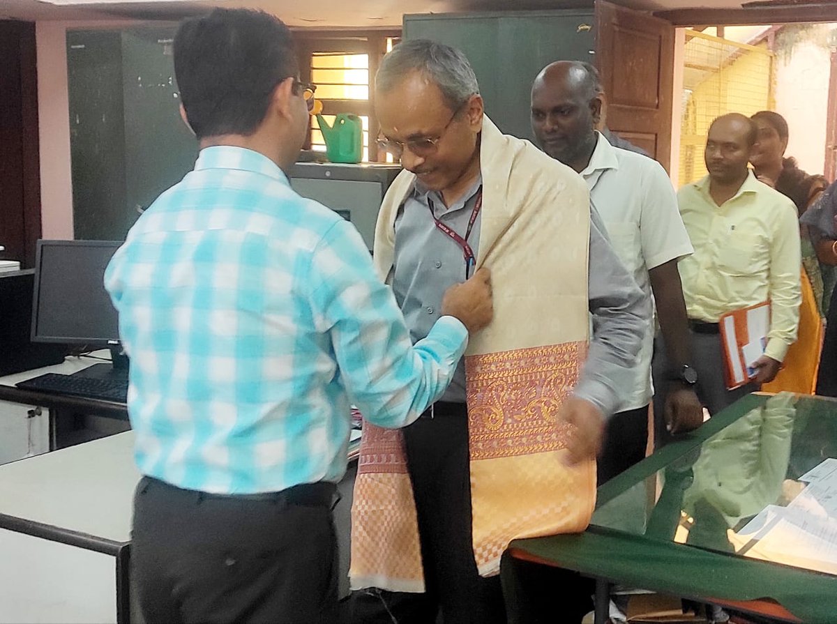 FCI_DO_TVM's tweet photo. Director of Food Ministry visited FSD, Valiyathura @FCI_DO_TVM on 18.01.2023 for inspecting the working condition and cleanliness of godown. @FCI_India @FciKerala @fcisouthzone_pr #FoodSecurity #58yearsoffci https://t.co/A8Zdgy4FDZ