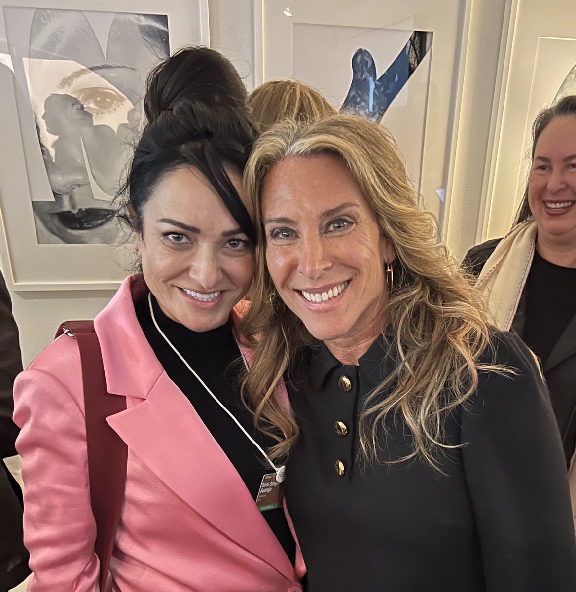 When I came to the #equalitylounge to hear ⁦@shaminasingh⁩ speak, I was floored. What ⁦@ShelleyZalis⁩ & #thefemalequotient have been able to create at #wef23 in Davos is a celebrated space for women to shine in their intellect and talents. #gratitude
