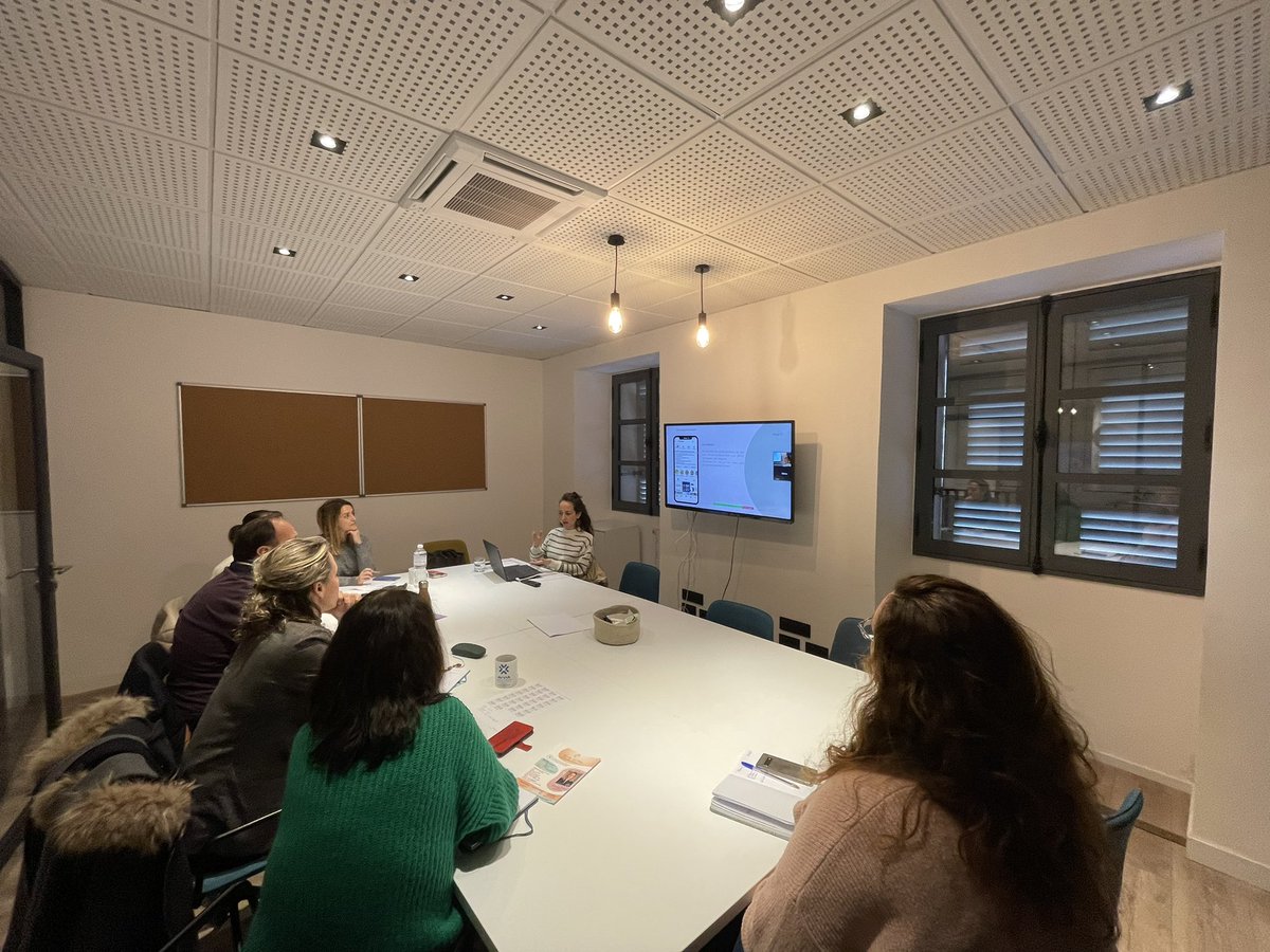 🎓 MASTERCLASS

💻 Les <a href="/CorsicanBWomen/">Corsican Business Women</a> étaient présentes hier dans la Fabrique à projets pour une Masterclass

👩🏻‍💻 Animée par Marie Maestrali, Community Manager, cette Masterclass a permis aux participants d’apprendre à développer une stratégie social media durable et efficace