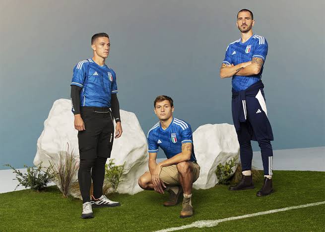 Unpopular opinion: I love new #gliazzurri Adidas jersey.