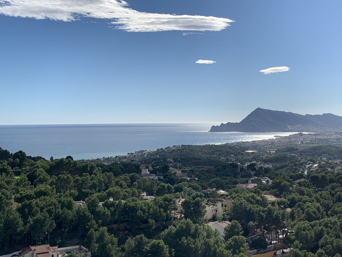 TimLesterSmith1's tweet photo. Beautiful Altea a few weeks ago now, but still as beautiful as ever if a little bit cooler now. #stunning #homeinthesun 🤩🤗❤️ https://t.co/wmIRXTGh04