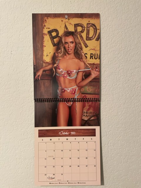 Ok so this has taken me some and I know my website sucks (hence the delay) but my 2023 Calendar is available for sale! 😘😘😘 If you’re interested 🤪 mariahrivera.com/product-page/2…