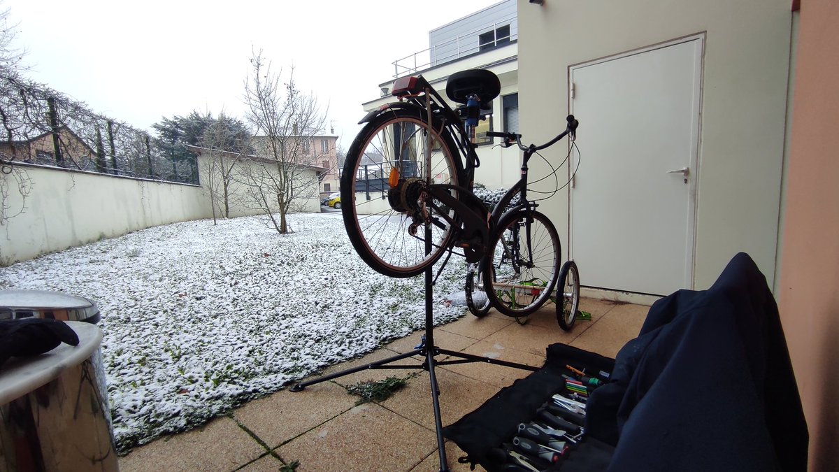 "On en reparlera quand il neigera"😘🌨️🌨️🌨️
#velosouslaneige