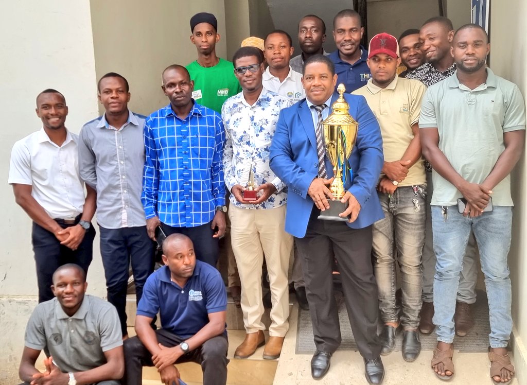 ahmedkherlid's tweet photo. Hongereni sana Timu yetu ya Mpira wa Miguu ya Afisi ya Rais Tawala za Mikoa Serikali za Mitaa na Idara Maalum za SMZ Zanzibar kwa kuchukua ubingwa wa Mapinduzi Cup Kanda ya Unguja. @DrHmwinyi https://t.co/M1xLXo3uxf