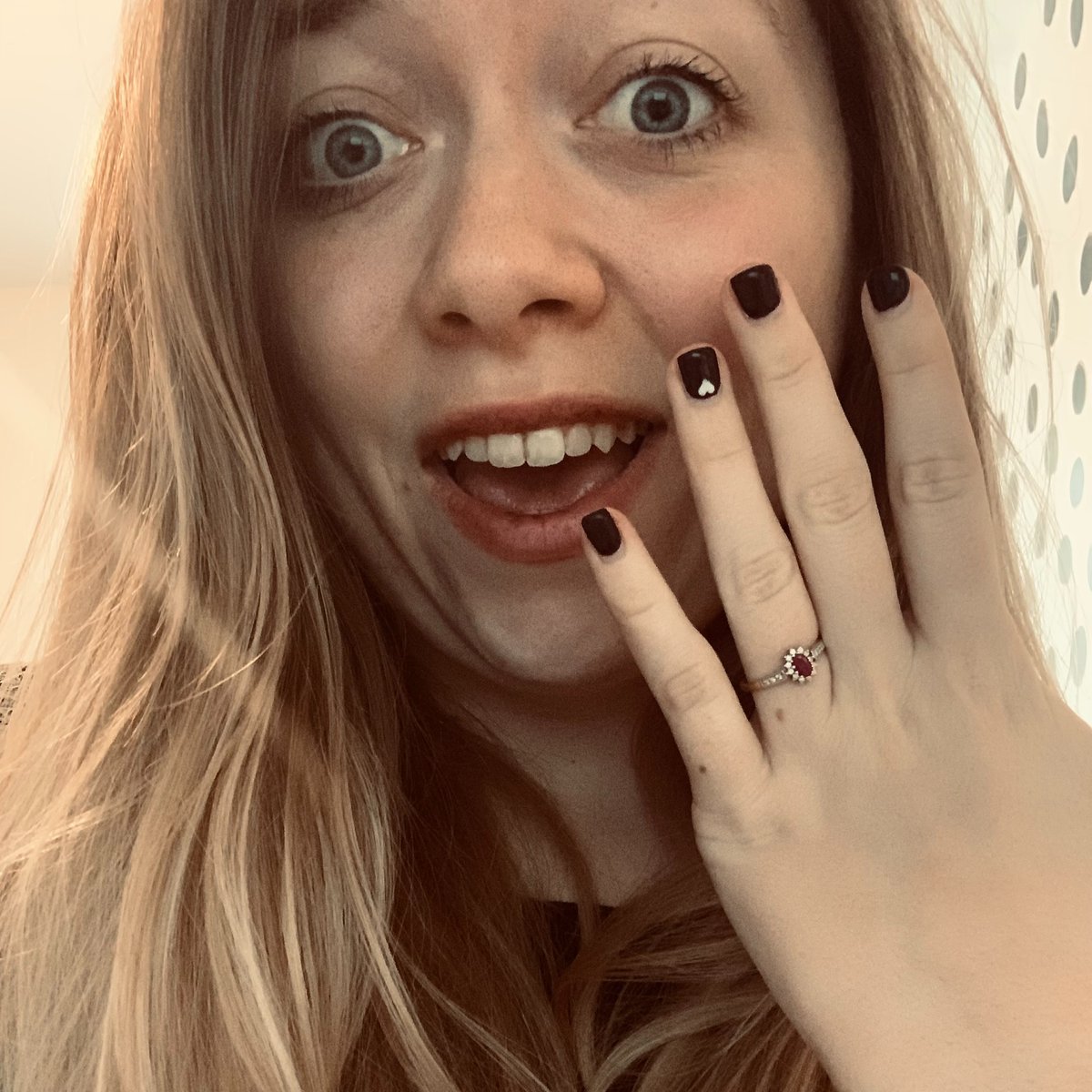 1accounts1's tweet image. Congratulations Jade 💍

Over the Christmas break, our director Jade got engaged to her partner Josh! 

A big congratulations from the 1 Accounts team 🥂

(yes her ring is company colours 😂)