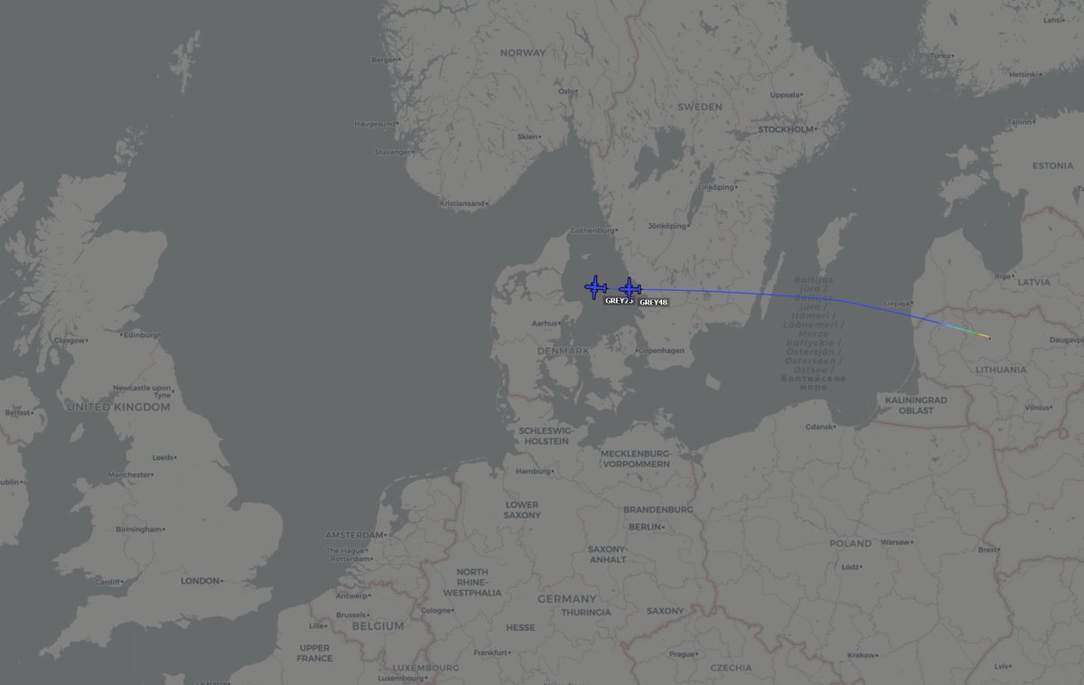 bizjetsofwar's tweet photo. Two US Army RC-12X Guardrail aircraft heading west above Denmark.
Flightradar24 shows the two SIGINT aircraft are heading two Aberdeen airport, Scotland, possibly a stop before heading back to the United States.
GREY26 // 91-00516 // #AE1208
GREY48 // 88-00325 // #AE515E https://t.co/Mx6lnVno9T