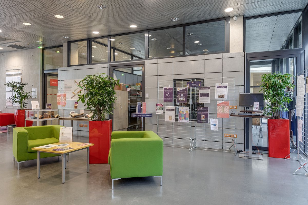 La bibliothèque Ulm-LSH est ouverte. En raison du mouvement social national, certains services peuvent être perturbés. Retrouvez des informations mises à jour en temps réel sur notre site : bib.ens.psl.eu/actualites/mou…