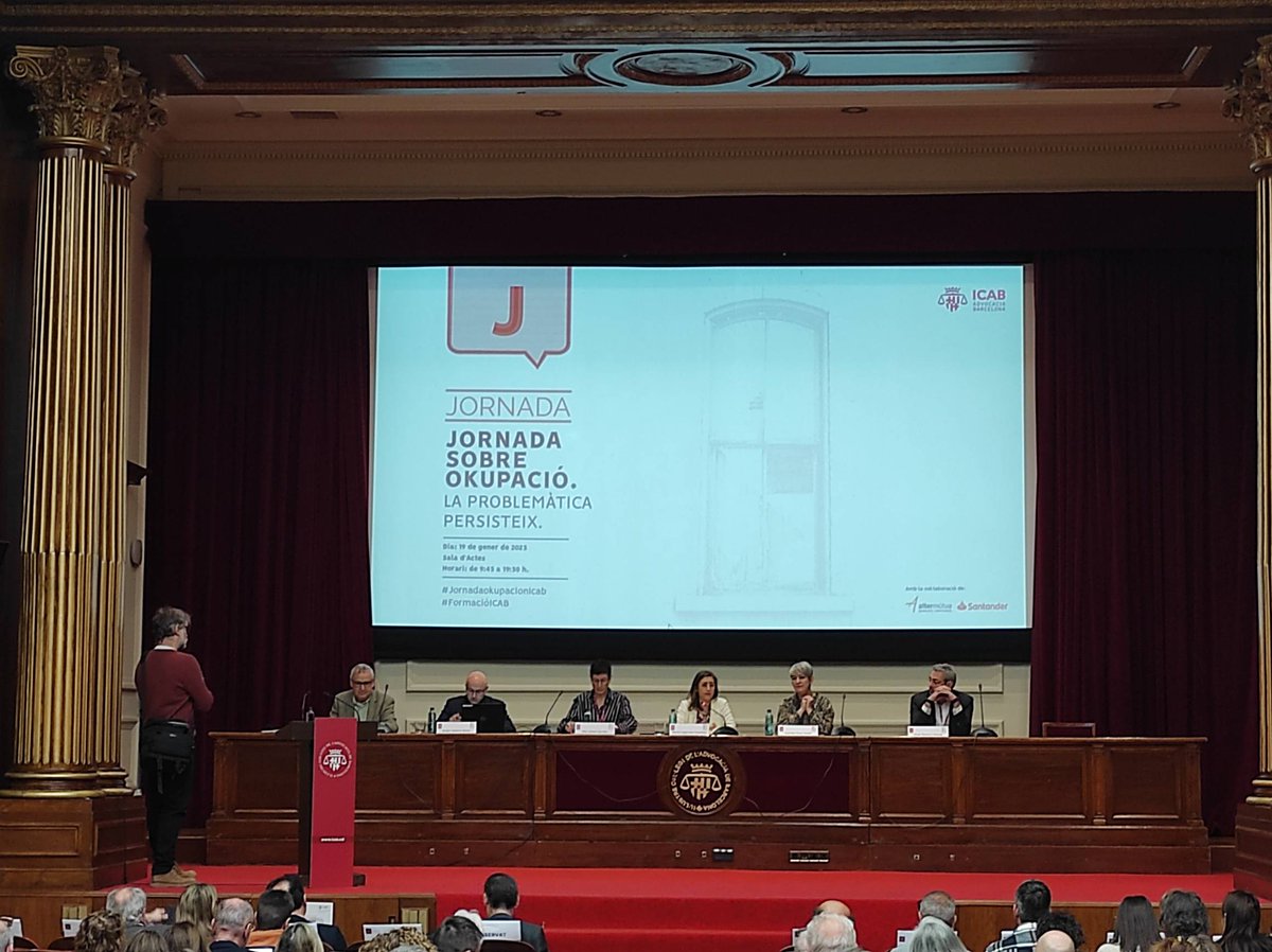 Jornada sobre Okupació a l'<a href="/ICABarcelona/">ICAB · Advocacia Barcelona</a> , on participaran com a ponents membres del #CAFBL: <a href="/evendrells/">Enrique Vendrell</a> i <a href="/lciuro/">Lourdes Ciuro</a> per tractar sobre aquest gran problema a Catalunya i a la resta de l'Estat.

#AFcollegiats #AFcolegiados #okupació #habitatge #vivienda