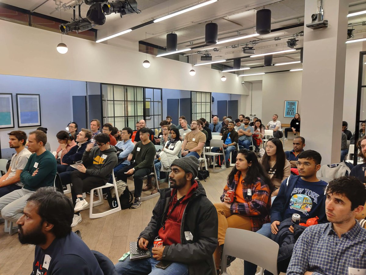 Did you miss our MLOps London meetup last week? ⏪ Check out @ukcloudman's latest blog post that recaps the talks that focused on distributed training and GPU inference. 🌀 Read the blog here: buff.ly/3QPn0Rb #MLOpsLondon #ml #datascience