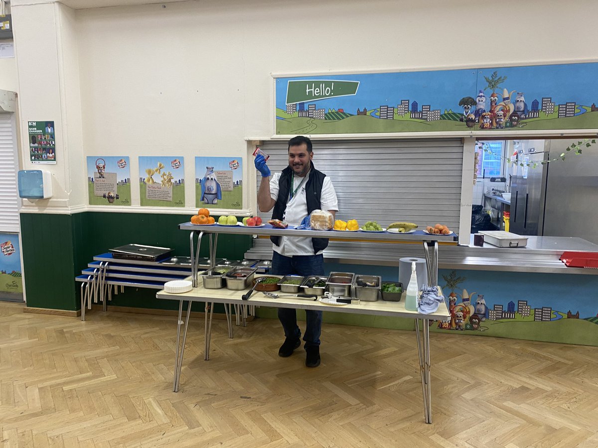 Year 1 are really enjoying their Superhero Salad workshop with <a href="/Chartwells_UK/">Chartwells Schools</a>