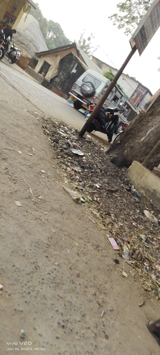 BDas18's tweet photo. #MangalpurHospital under #DasarathpurBlock #JAJPUR @nabadasjsg Naba Babu is very busy in #Celebration ur continuing 2nd term as health minister #VeryBadGovernance
@HFWOdisha
@Naveen_Odisha
@CMO_Odisha
@jyotsnadevi33
@dm_jajpur
@SecyChief
@PradeepJenaIAS
@MoHFW_INDIA https://t.co/sMncC7utc9