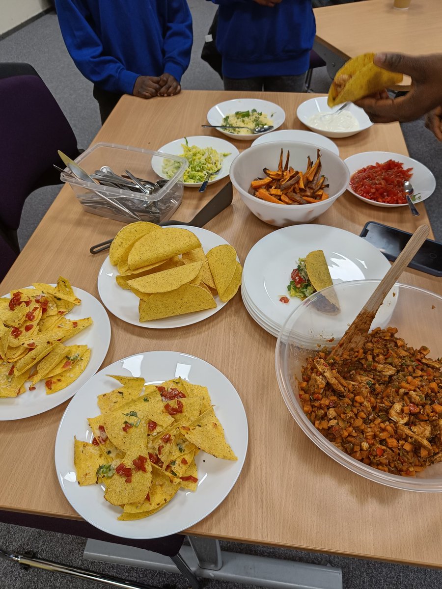 Fab morning @wiseowltrust cooking chicken and sweet potato tacos. Packed full of veggies #fakeawayfriday the kids loved it. Tomorrow's fakeaway is home style 'nandos' peri peri chicken & spicy rice