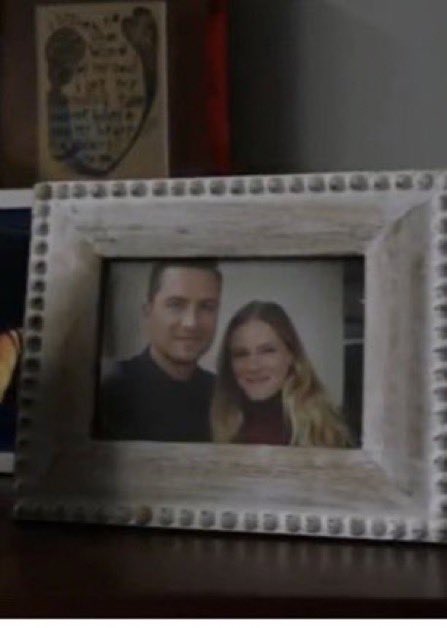 5021_GandH's tweet photo. Raise your hand if you’ve ever felt personally victimized by #ChicagoPD #WolfEnt #NBC #ComeHomeJay #WeMissYouJesse #BringBackJayHalstead #UpsteadForever #Upstead #5021George #FixCPD #MissingJayHalstead #WeWantJayHalstead #JayIsTheHeartofCPD #StandingWith5021George #UpsteadNation https://t.co/3J19nsTn1P