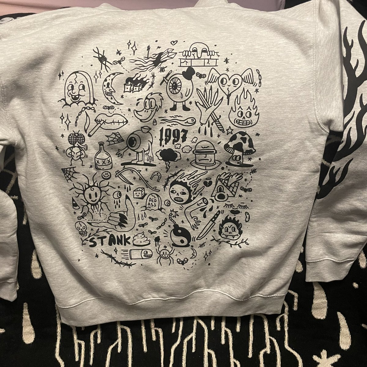 dracochop's tweet photo. Got some new treasures this week from my favorite artist @junkyardlala πβ οΈβ°οΈ Homie kills it on everything he makes ππΌ
#imalreadydead
π ππΌ https://t.co/hzsL6cr75k