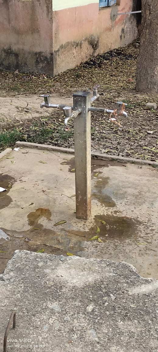 BDas18's tweet photo. #MangalpurHospital under #DasarathpurBlock #JAJPUR @nabadasjsg Naba Babu is very busy in #Celebration ur continuing 2nd term as health minister #VeryBadGovernance
@HFWOdisha
@Naveen_Odisha
@CMO_Odisha
@jyotsnadevi33
@dm_jajpur
@SecyChief
@PradeepJenaIAS
@MoHFW_INDIA https://t.co/zUZ8rZPF4M