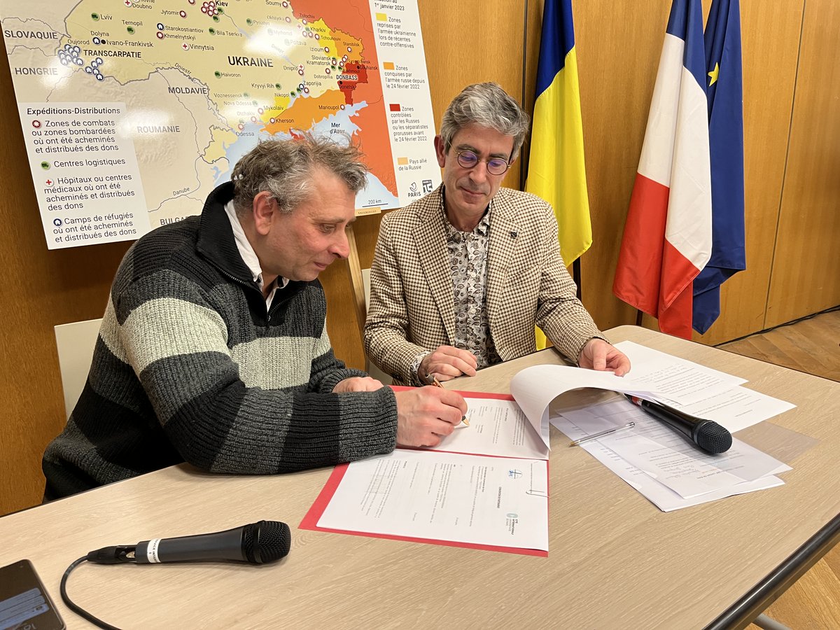 #MaisonUkraine | Signature <a href="/mairie15/">Mairie du 15</a> d’un partenariat entre <a href="/AssociationSAF3/">Association SAFE</a> et <a href="/ciup_fr/">Cité internationale universitaire de Paris</a> pour acheminer en 🇺🇦 avec le Comité aide médicale Ukraine des colis de produits de 1ère nécessité et dispositifs médicaux collectés par notre centre de collecte et d’accueil d’urgence.