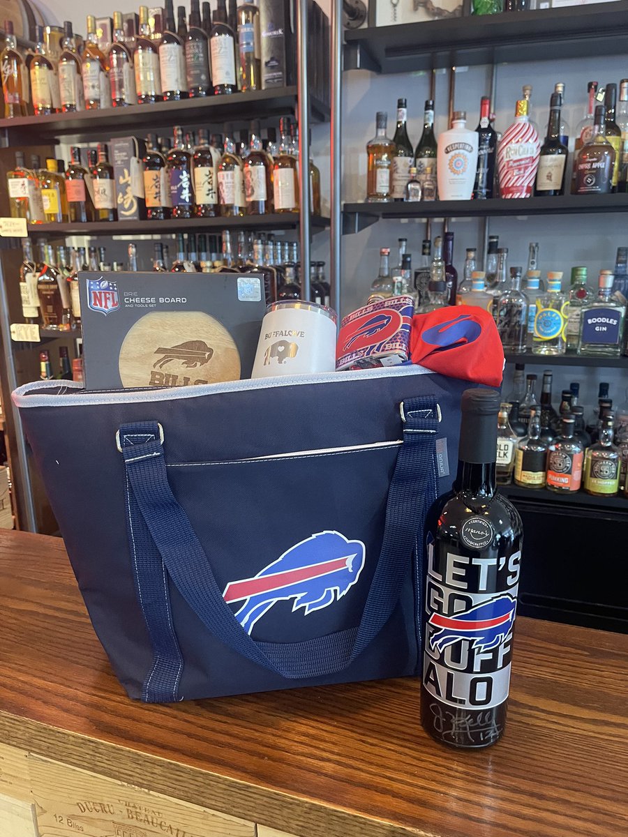 Join us tonight at 6pm at <a href="/BagStringWine/">Bag & String Wine</a> for a wine tasting &amp; bid on these great baskets! Winner will be announced at 7pm! You don’t need to present to win. Bid here: 32auctions.com/uwayscc