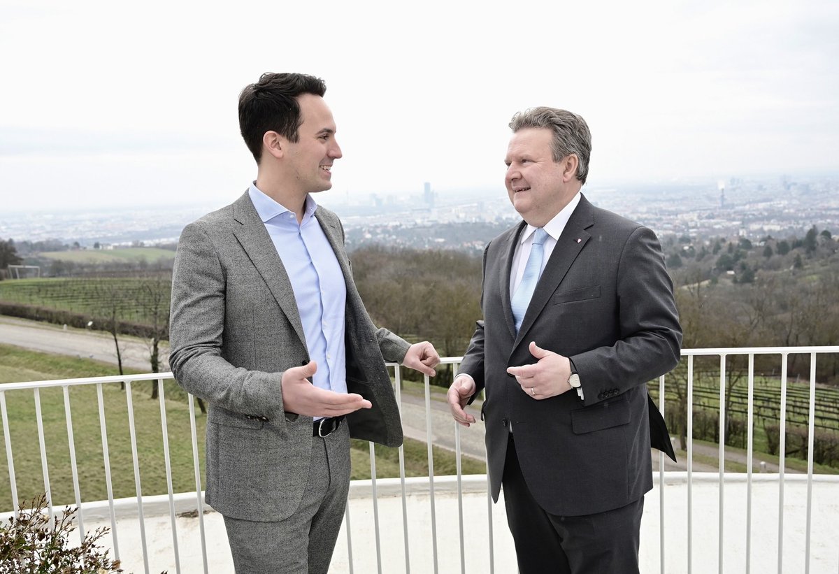 Bei der heutigen Klausur der Wiener #Fortschrittskoalition war das große Thema die Energie- und Wärmewende. Dabei zeigt sich erneut: wir managen erfolgreich Krisen und gestalten die Zukunft, um Wien 2040 #klimaneutral zu machen. 1/6