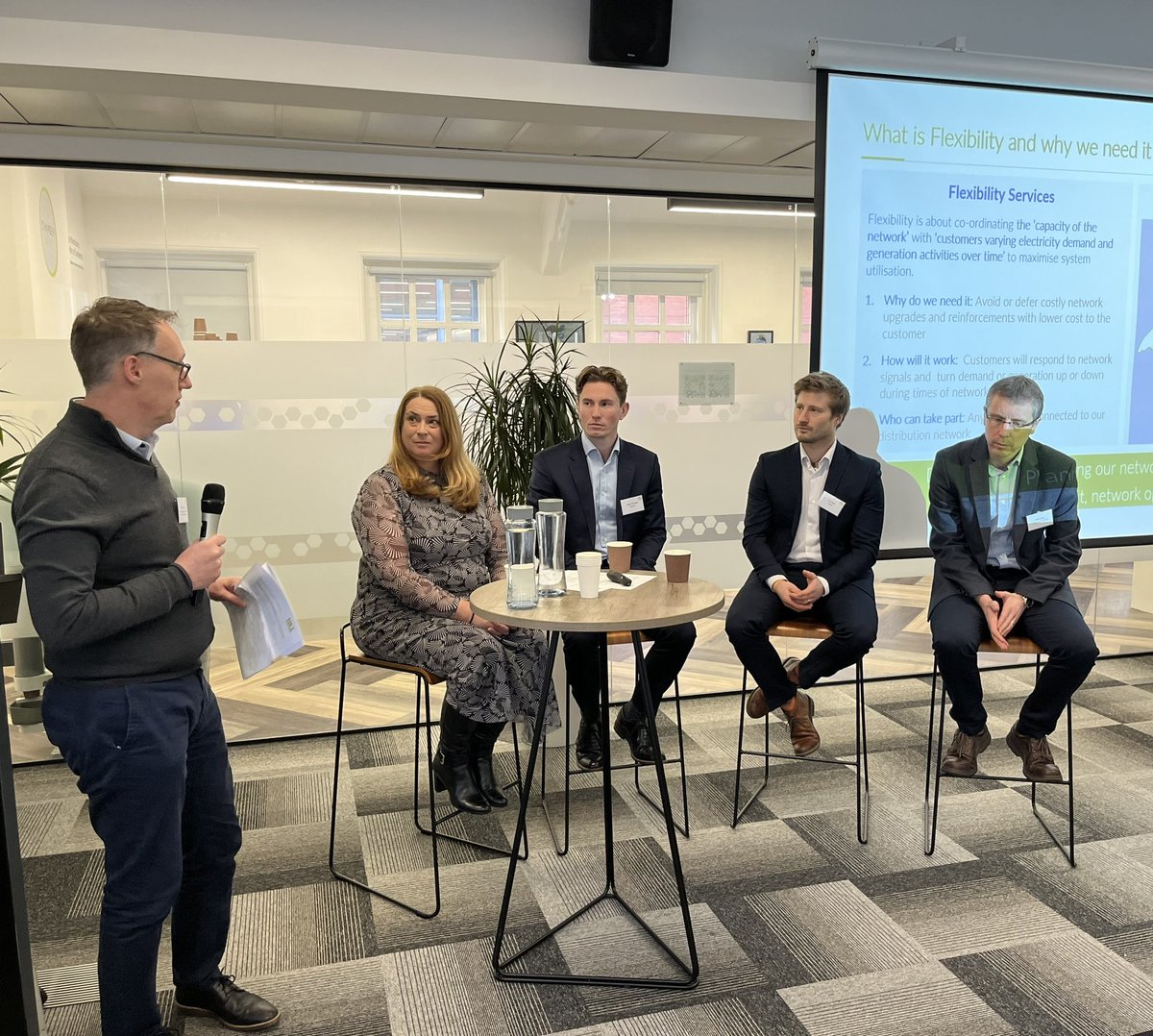 Font Comms tweet media