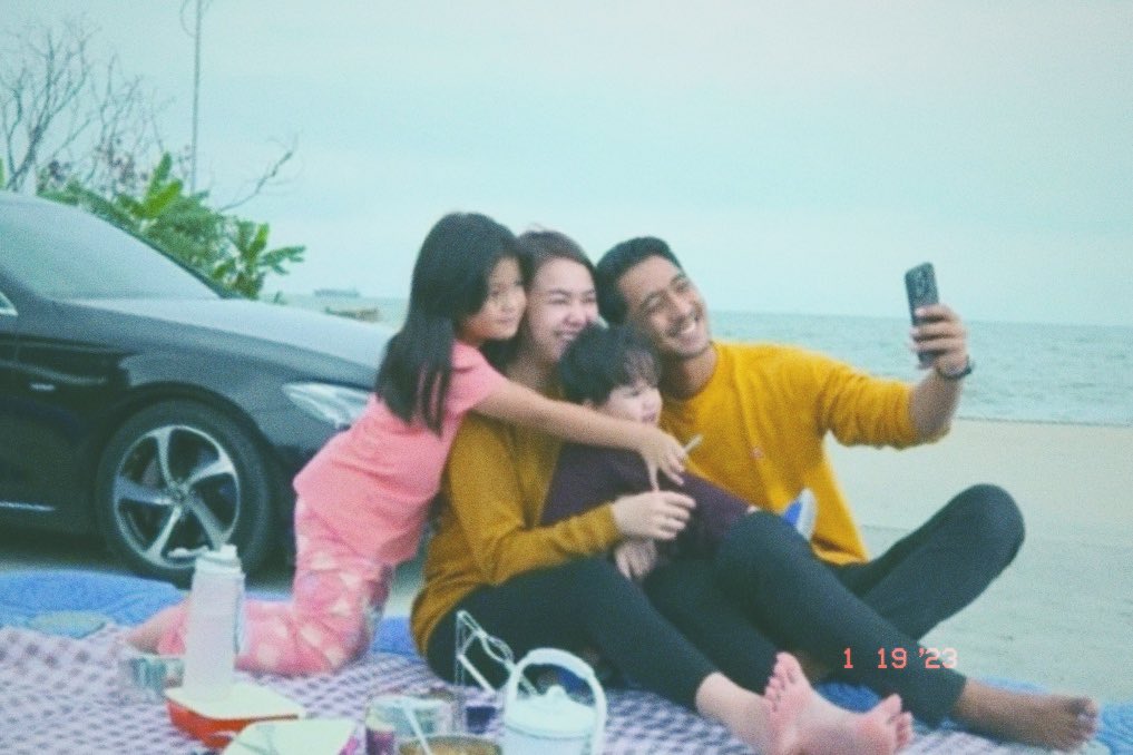 inibeneranuna's tweet photo. ASTAGFIRULLAH SAKIT BGT 😭😭😭😭😭😭😭😭😭😭😭🥀🥀🥀🥀 https://t.co/wZKuMWTAsz