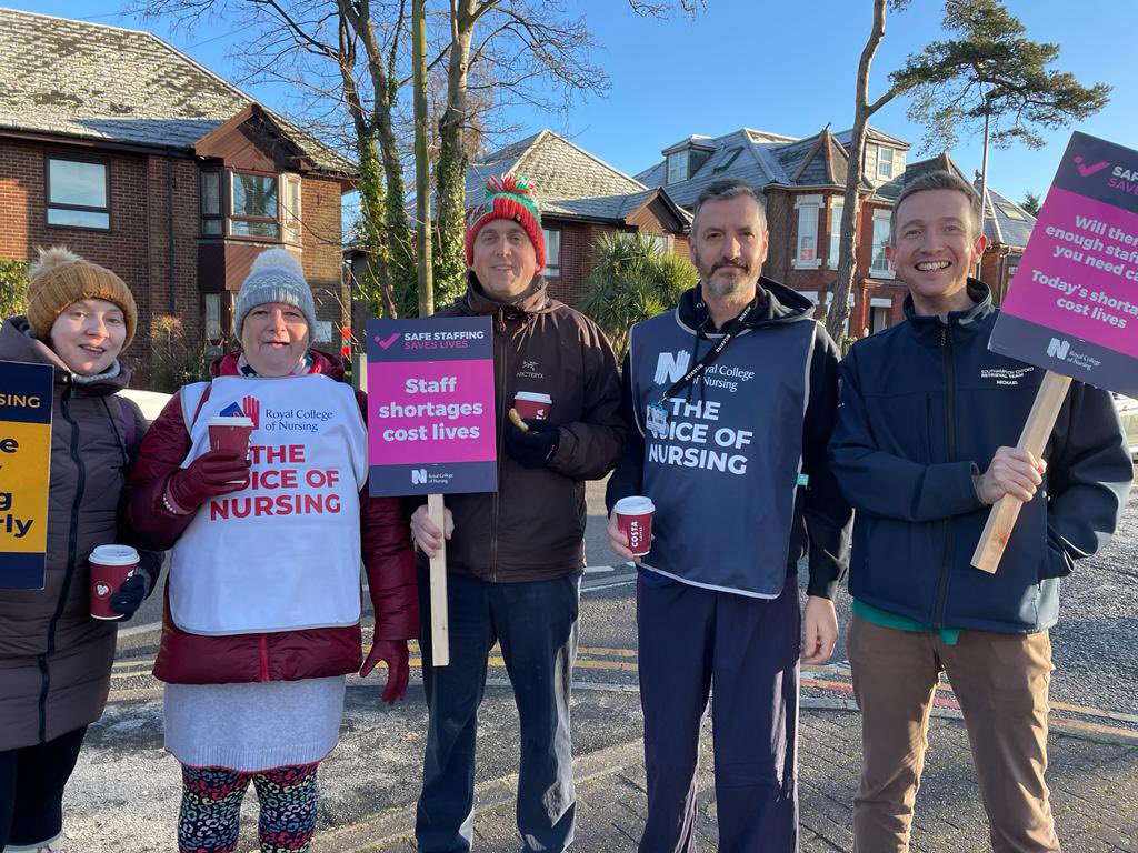 MJGriksaitis's tweet photo. It has been great to see the public support behind our wonderful #NHS nurses who are being forced to strike.

Thank you for the work you are doing. The #PedsICU medical team support you! https://t.co/1C7Na3AdyB