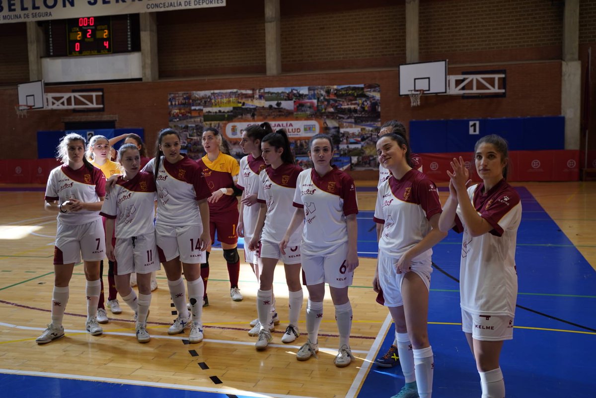 ffrm_se's tweet photo. 🤩 ¡ES MAÑANA! 🤩 ¡Tenemos otra cita con la historia!

🏆 Jugaremos la final del Nacional Sub-19 de #FutsalFem.
🆚 Contra Cataluña.
⏰ A las 12:15h. 
🏟️ En el Pabellón Serrerías de Molina de Segura.
📽️ En directo en nuestros canales de Youtube y Twitter.

¡#VamosFFRM! https://t.co/3EkKqlT5ZR