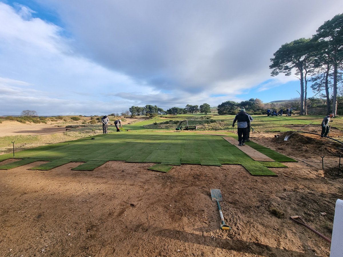 Team_Ganton's tweet image. Last big job of the year is now nearing completion. The Team are doing a great job as always in some very tricky weather conditions 🥶. Full reconstruction of the 17 red tee,  irrigation has been installed in-house and a new grass pathway added.