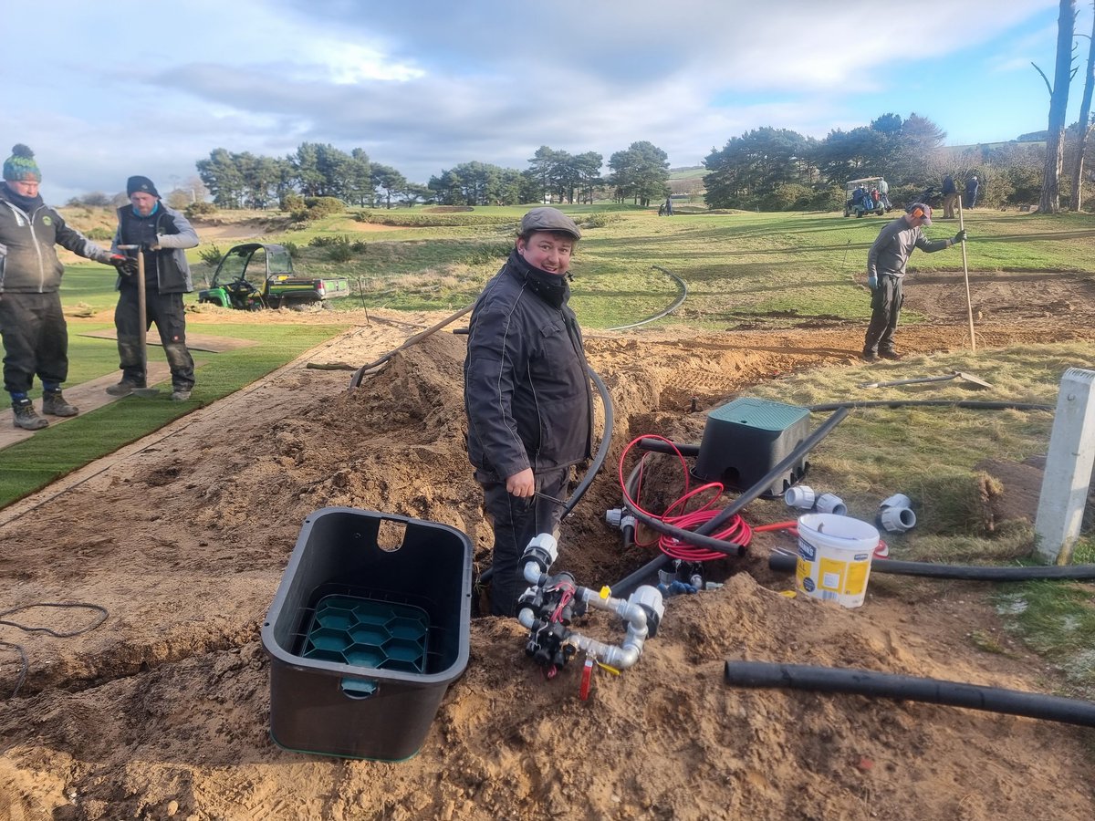 Team_Ganton's tweet image. Last big job of the year is now nearing completion. The Team are doing a great job as always in some very tricky weather conditions 🥶. Full reconstruction of the 17 red tee,  irrigation has been installed in-house and a new grass pathway added.