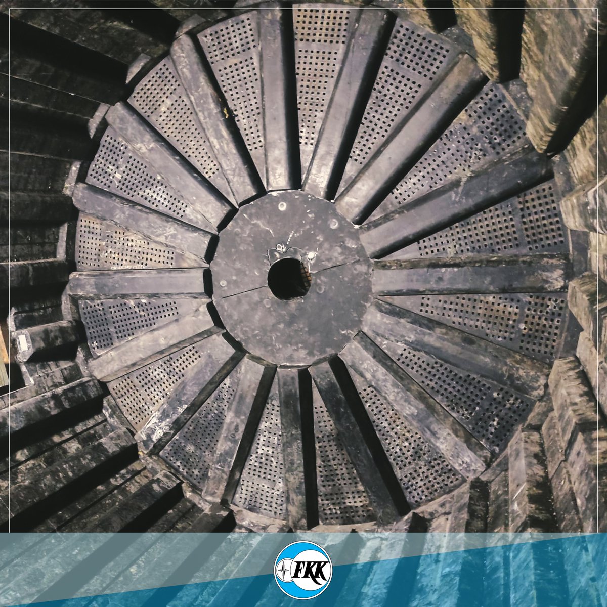 Date: 10.01.2023 - 15.01.2023
Country: Türkiye

Frames from the assembly of the rubber liner installation for two ball mills sized Q3600x4250!
Congratulations to our customer who preferred FKK Mining quality!

#maden #madenci #madencilik #mining #ballmill #sagmill #muhendislik