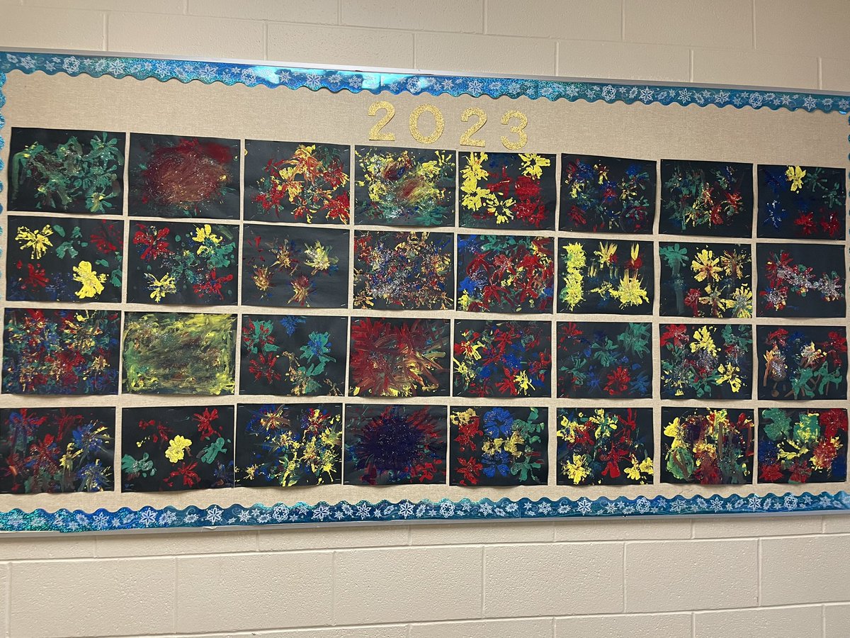 frdoucet_ccsd's tweet photo. Happy New Year!  Kindergarten enjoyed creating fireworks with cut up paper tubes and paint. They especially loved sprinkling on the glitter at the end! #kinderart https://t.co/eJCoVVZPQa