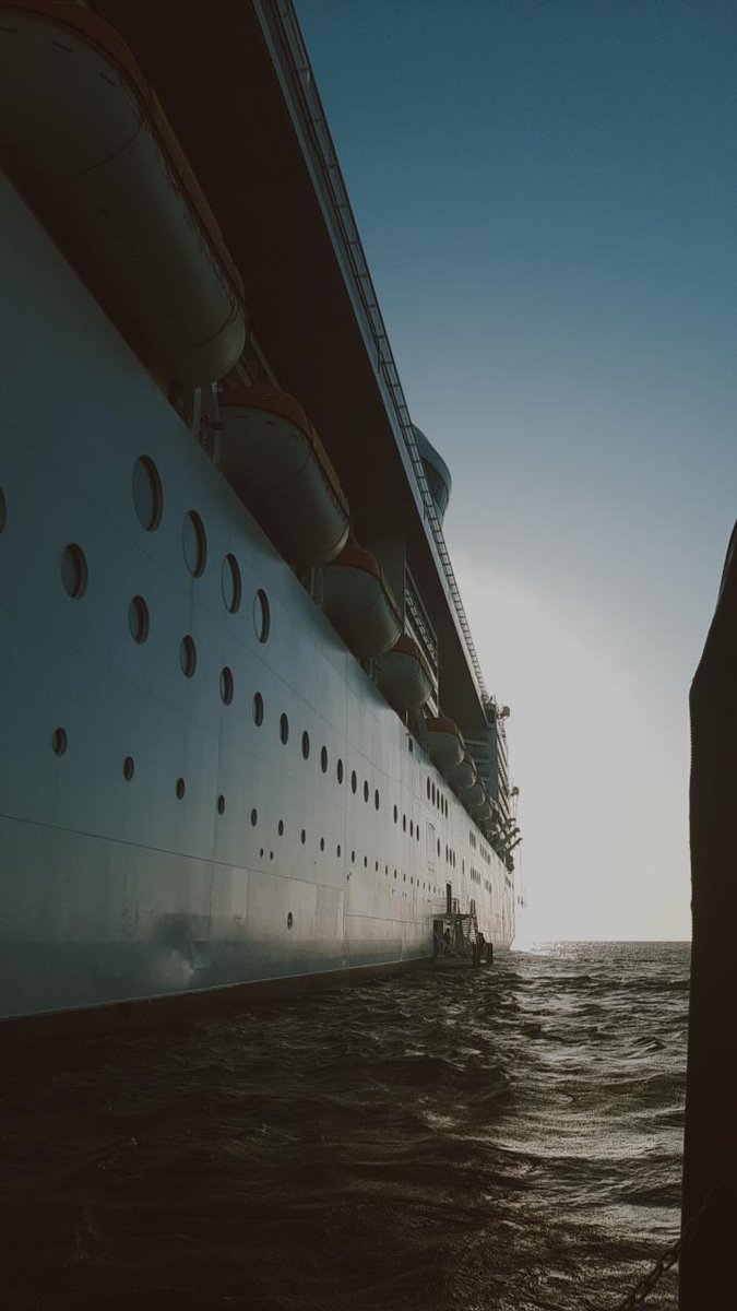 r0 a esquerda de intensiva tweet media