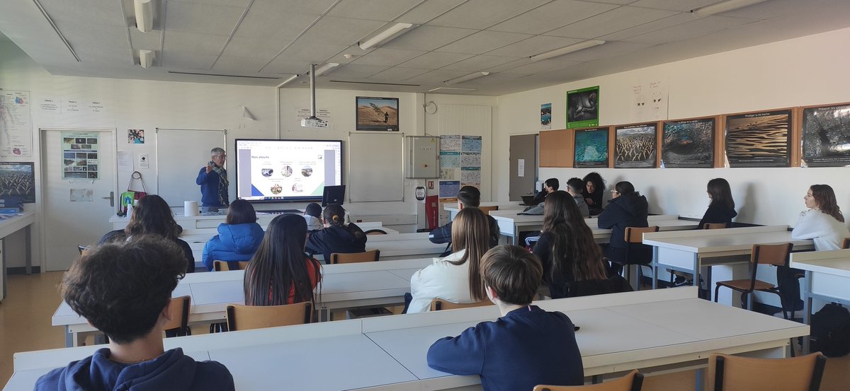 BechetCollege's tweet photo. Quelle chance : mobilisation du @AudibertiLyc du lycée Jacques Dolle, et #CampusVert pour nos élèves de 3èmes! 🙏🙏 À eux! Explications du "devenir lycéen", des filières post 3èmes, vivement le lycée !! https://t.co/3oZstSD58g