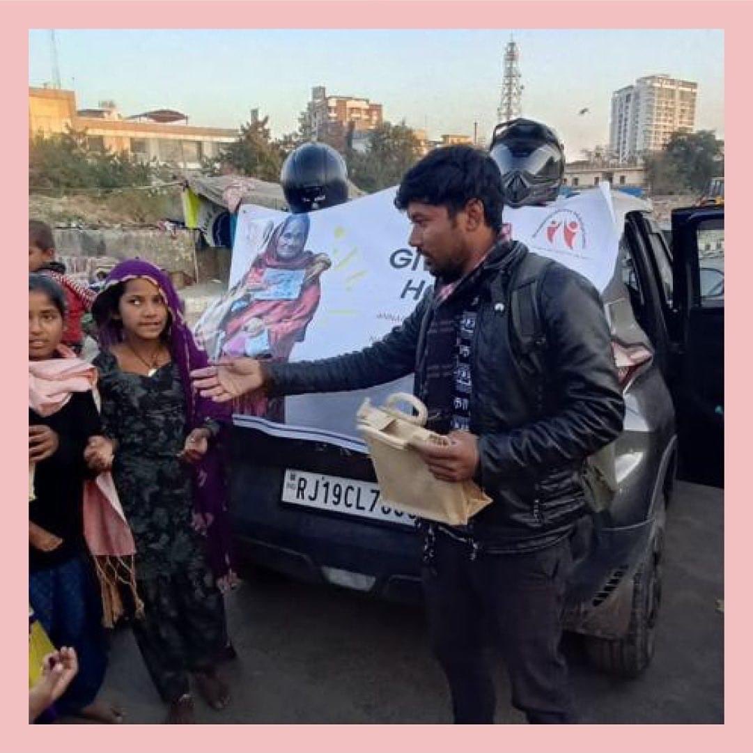 ShaktiFIndia's tweet photo. "Blessed to celebrate with these little ones #birthday #ngokids #charity " 🎂 https://t.co/JJS46WuMhe
