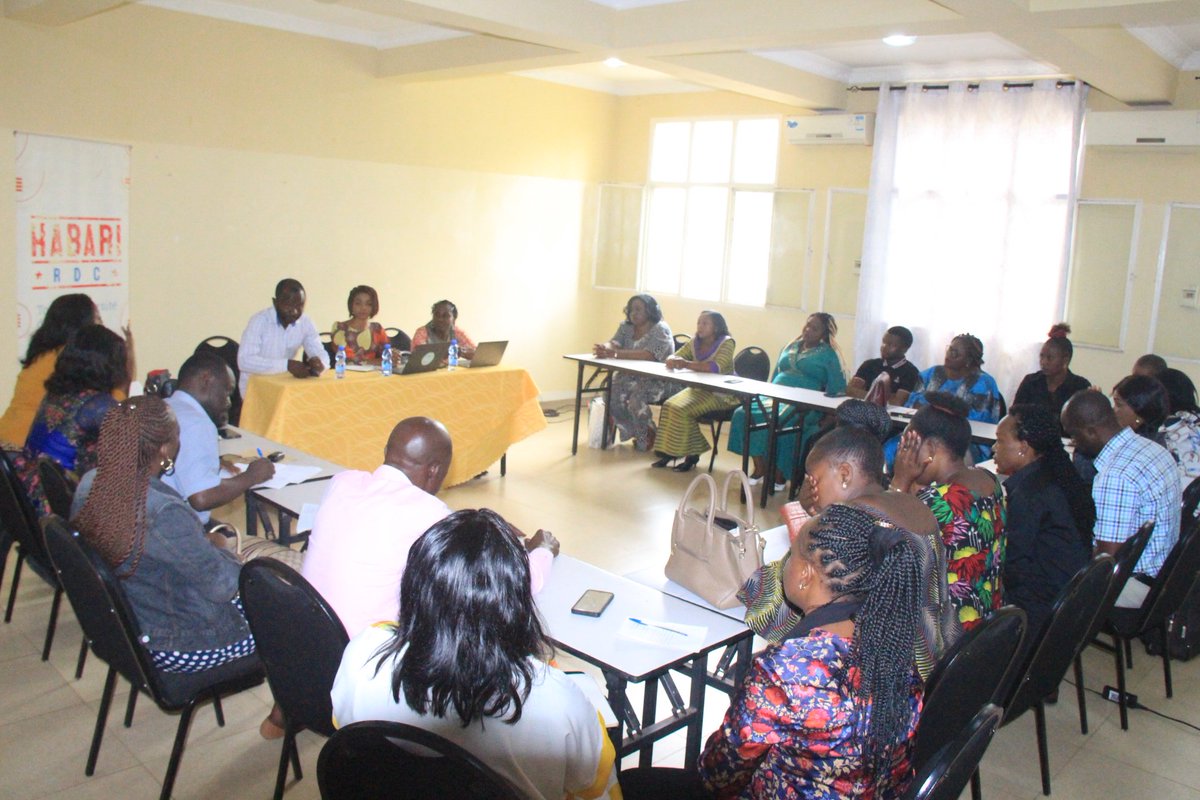 ambadrien's tweet photo. #RDC A #Lubumbashi, le collectif des blogueurs @Habarirdc a organisé une conférence "la place du Numerique dans l'automatisation et la participation citoyenne des femmes". On revient sur ce qu'a été la journée
https://t.co/YwSULP865J
https://t.co/YFPqQ7A7KD
#FNUD https://t.co/b0AbfEVj3v