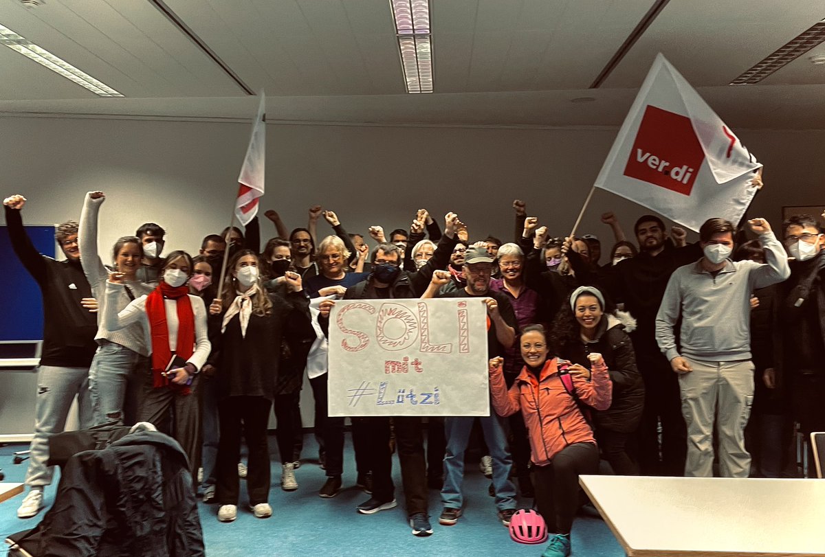 KGK_News's tweet photo. In vergangener Woche kam es zu mehreren Solidaritätsbekundungen mit den Klimaprotesten in #Luetzerath seitens der Mitglieder der #DGB-#Gewerkschaften. Journalist:innenunion in verdi kritisierte zudem die Polizeirepression gegen Pressevertreter:innen. https://t.co/XsRrqKHZ99
