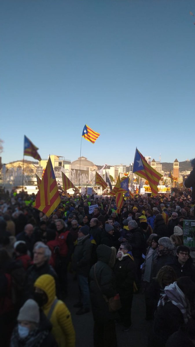 UM9/CUP Construïm tweet media