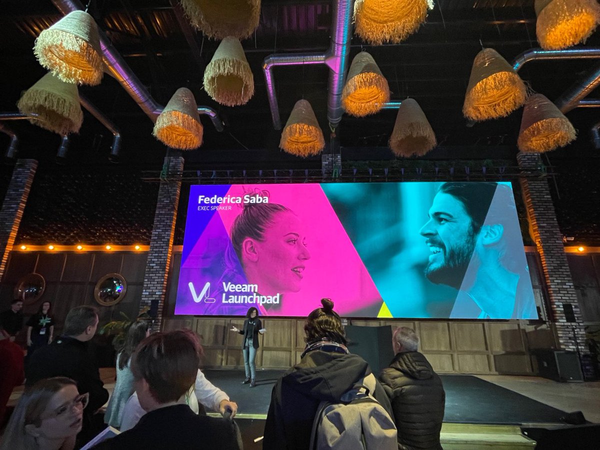 FedeSabaIT's tweet photo. Yesterday I had the honor to welcome veeamers at the diversity and inclusion. Veeam dedicated an entire reception to D&I and really cares about people to have same access to career development. Because IT IS the right to do... and the smartest: Bravo @Veeam
#womaningreen #D&I https://t.co/kUtkNiADpX