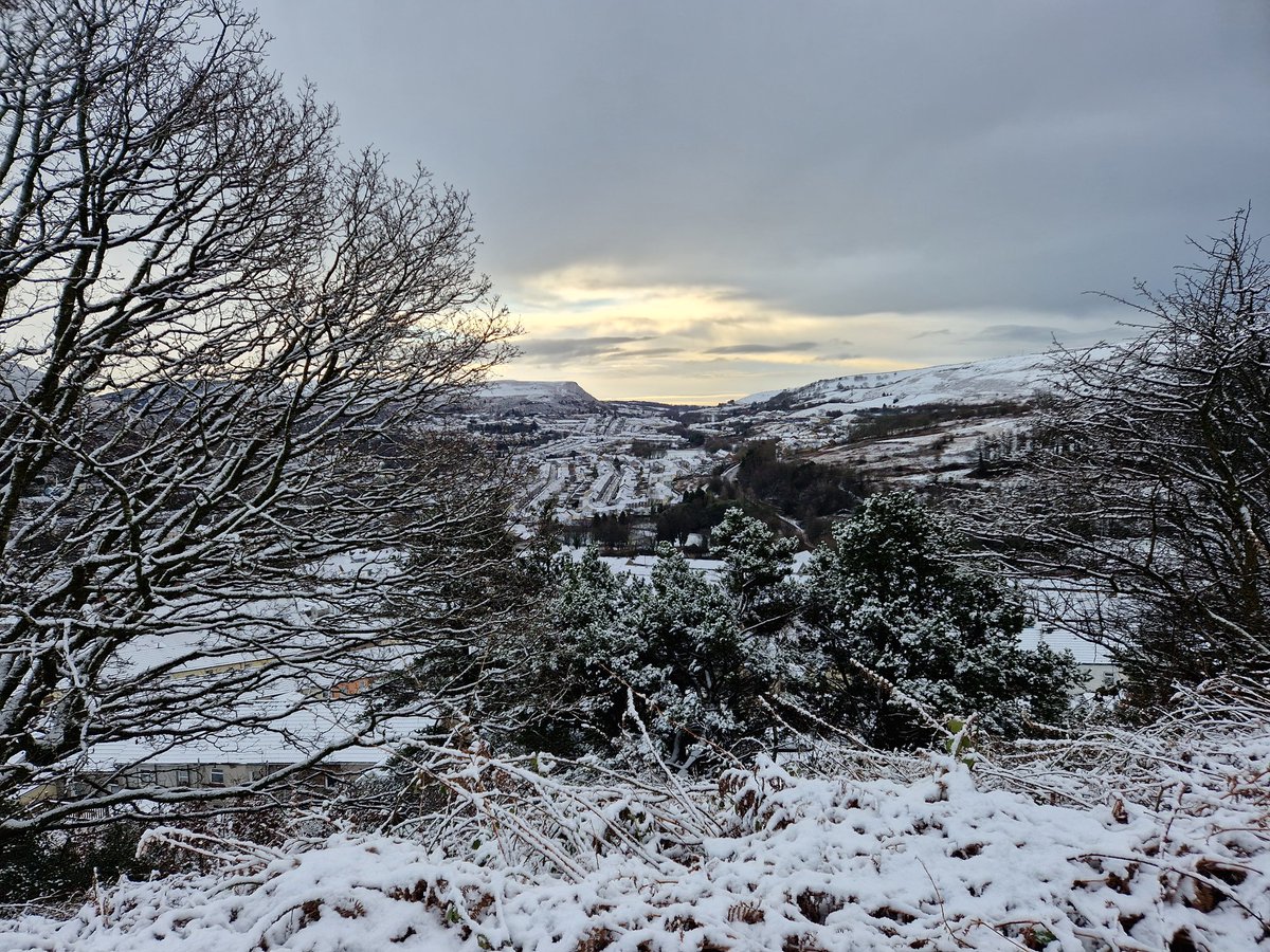 Rhys  Jones tweet media