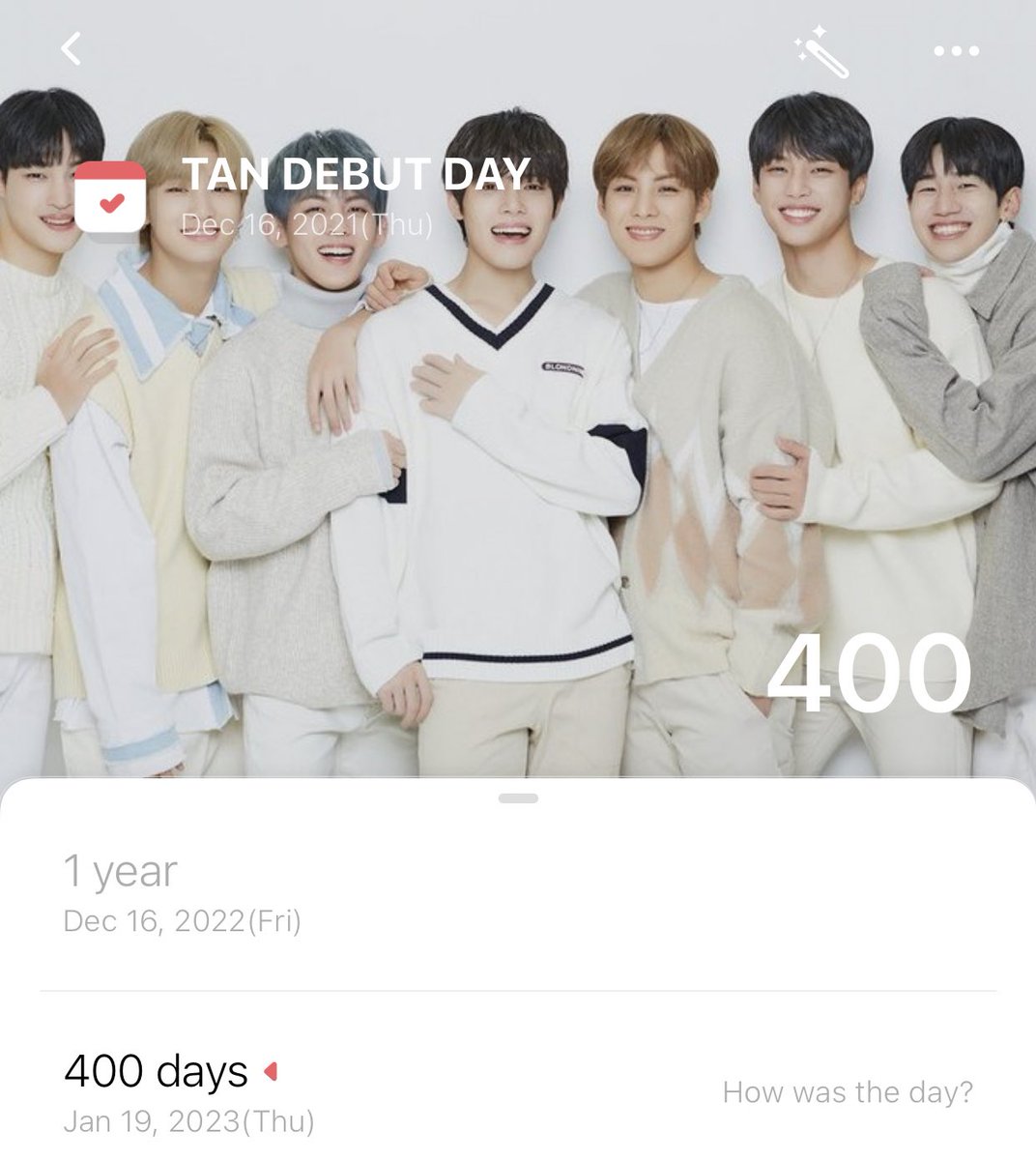 jjunmongg's tweet photo. TAN won their first award on their 400th days after the team was formed 😭 I couldnt be more prouder than this, they worked so hard for it 😭😭❤️‍🔥❤️‍🔥 CONGRATS MY BOYS!!!! 

#티에이엔 #TAN @tan__official_ https://t.co/cCpDOpy5Ra