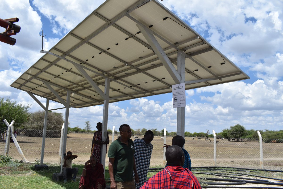 In 2020 we partnered with @IstitutoOikos to build #solar-powered water pumps in two rural villages in Tanzania. Two years on and almost 10,000 inhabitants have been reached. Read more about it here: nextenergyfoundation.org/projects/istit…