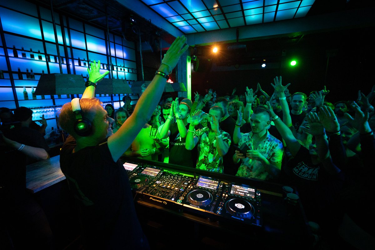 asot's tweet image. Happy ASOT day fam! We have a super special A State of Trance radio show episode live from Our House in Amsterdam tonight!😍 You can expect a lot of big announcements so make sure to tune into A State of Trance episode 1104 tonight at 20:00 CET, see you there!💛