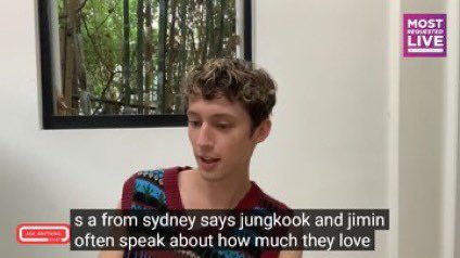 onlyparkmimi's tweet photo. JIMIN MEET TROYE?!?!? https://t.co/ir7qMFGxo8
