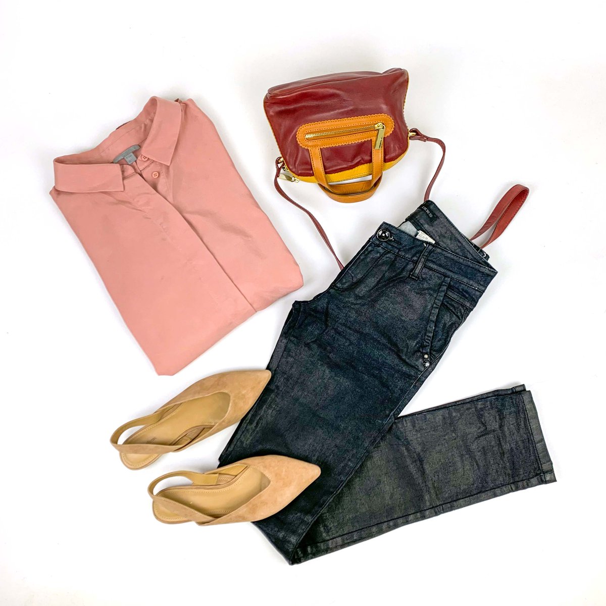 Las REBAJAS de tus marcas favoritas están en #Micolet. ❤✨Hoy lanzamos cientos de descuentos en marcas como COS, IKKS, &amp; Other Stories, DKNY, Naf Naf... ¡no te los pierdas! #secondhand 👉micolet.com♻

#rebajas #ootd #fashiondailyideas #segundamano