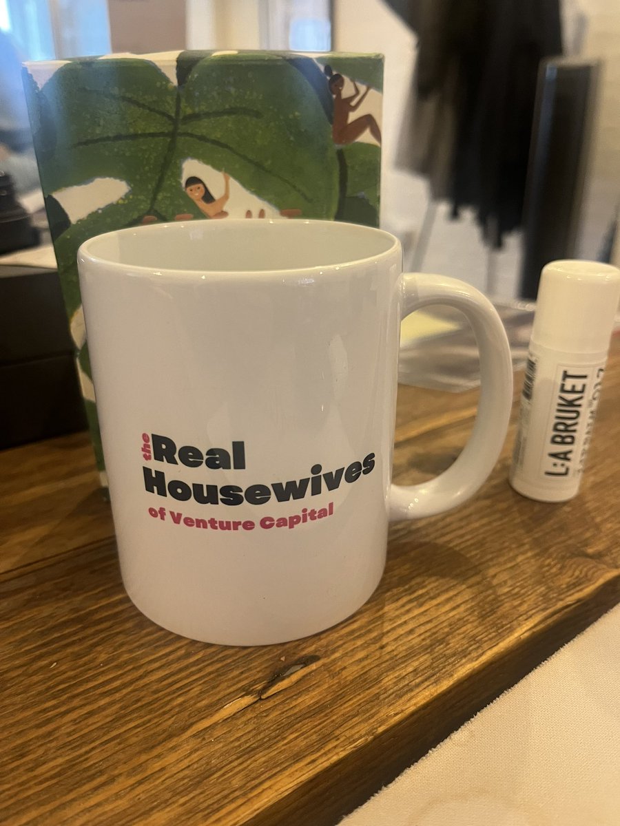 Zoë Chambers tweet media