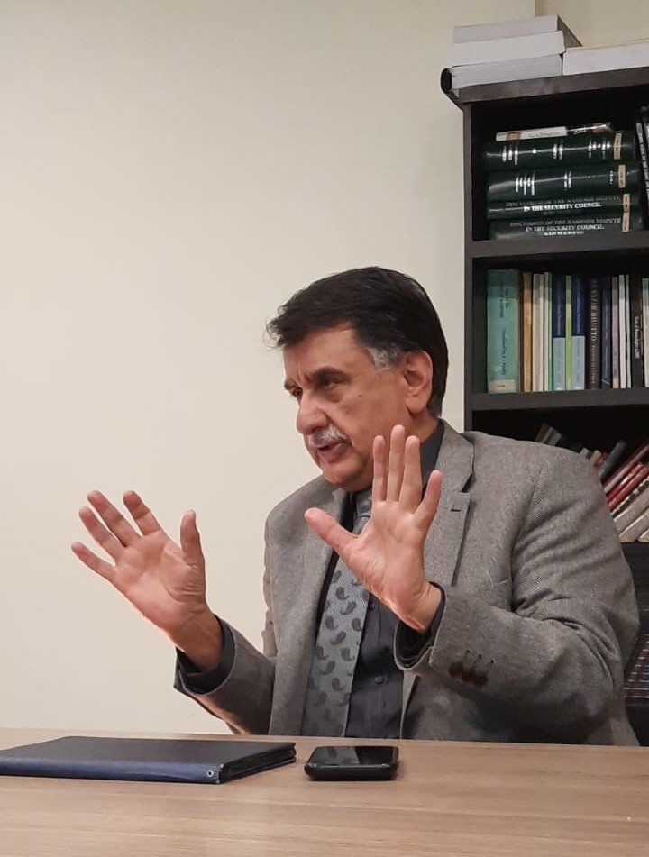 _KIIR_'s tweet photo. Jan 18, 23: 
Dr. Mubeen Shah Director of Kashmir House Turkey visited KIIR on Wednesday and had an interactive session with KIIR staff and young scholars. 
@sultan1913 @mobyshah https://t.co/sPWoB6pEym