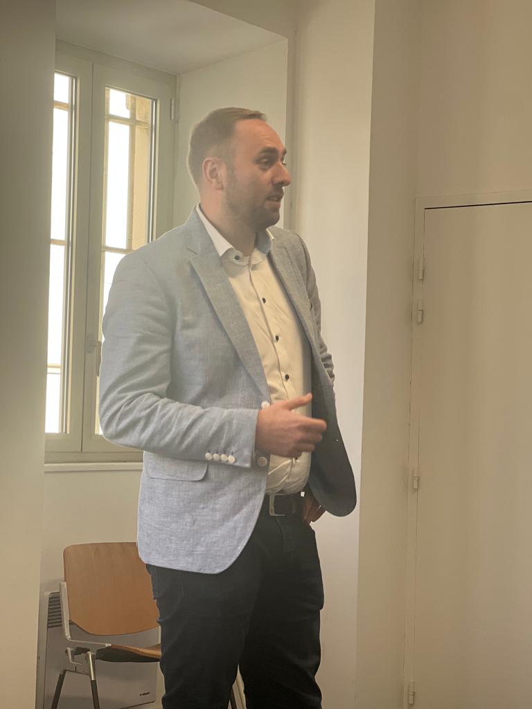 latribuneevents's tweet photo. #TechForFuture - Catégorie START
Candidat n°3 : @legapass apporte une solution au problème non résolu de la succession du patrimoine numérique. https://t.co/B0rDavnuVQ