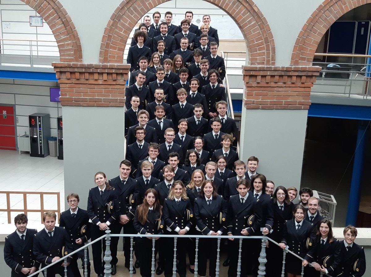 💬 "Je me suis engagé dans la cordée de la réussite OPTIM en 1re année pour renvoyer l’ascenseur car j’ai bénéficié d’aide au lycée.", témoigne Antoine, étudiant bénévole OPTIM sur le campus Arts et Métiers de Cluny en PGE.
Retrouvez d'autres témoignages.
ow.ly/qtW350MuOqT