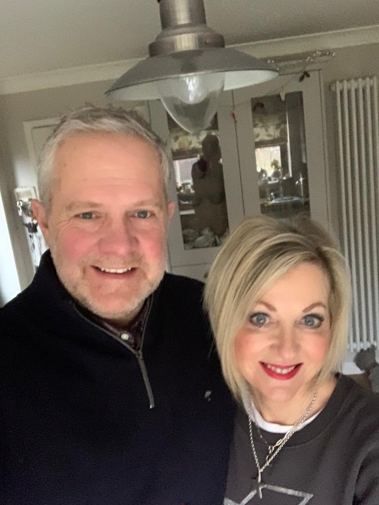 amandabohlman's tweet photo. Happy Birthday to my wonderful husband ❤️🎉🤩⁦@BohlmanC⁩ ❤️ https://t.co/xskHiTLppt