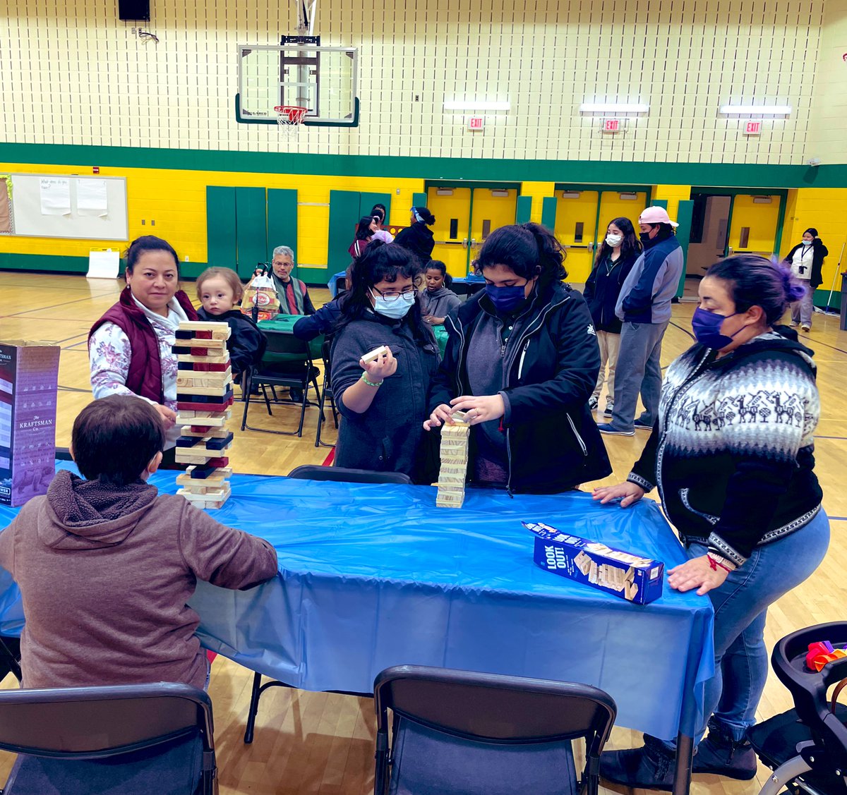 MrsCFButler's tweet photo. Special shout out to my 7th grade families that made it out to our game night this week! We had a great time! Looking forward to more. #InnerState24 #GreenbeltMiddle https://t.co/fSkyelRl0o